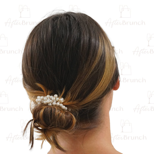 Pretty in Pearls Hair Tie
